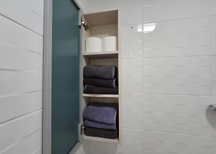 Apartamento The Nearest To Sinchon Station Line 2 - Spacious Modern