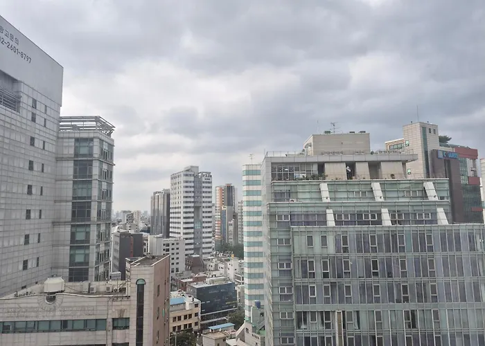 The Nearest To Sinchon Station Line 2 - Spacious Modern * Seúl